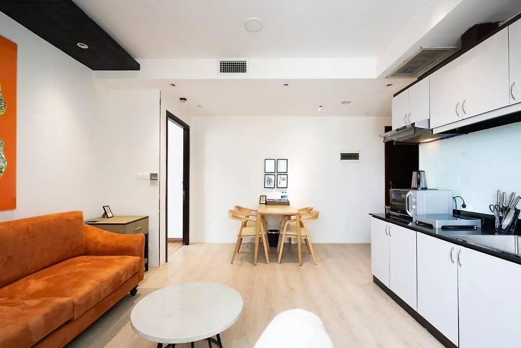 The Rixx Japantown Lancaster Bathtub Netflix Bar Apartment Ho Chi Minh City