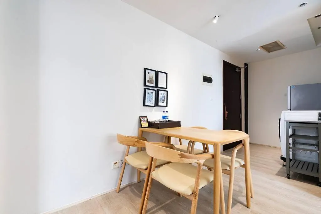 The Rixx Japantown Lancaster Bathtub Netflix Bar Apartment Ho Chi Minh City 0*,
